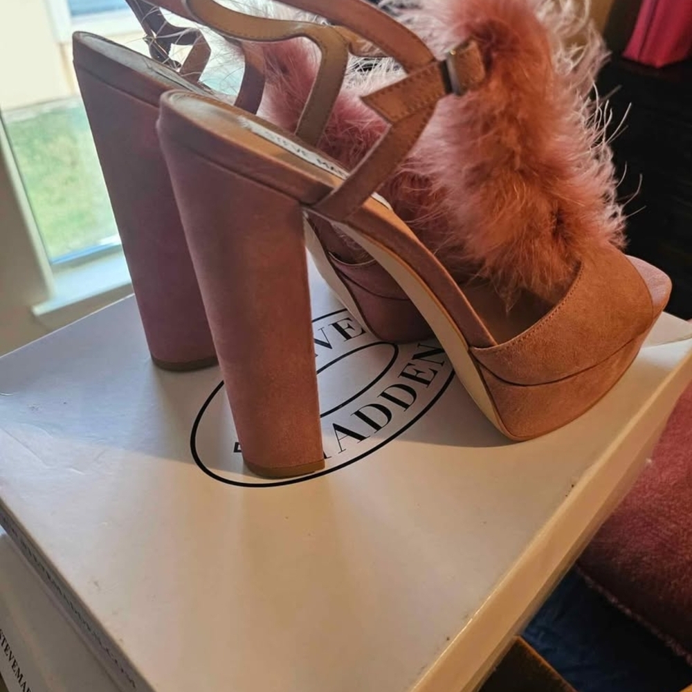 Steve Madden Blush Feathered Platform Heels